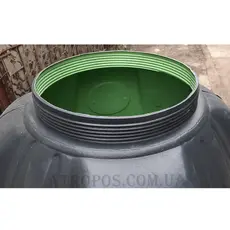 Емкость пластиковая трехслойная вертикальная черная 1000л высокая бак для полива огорода  и сада в Украине